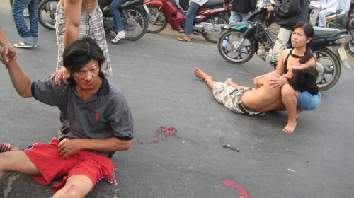 rC8ggU7g.jpg