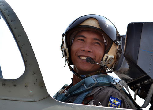 9lhRr763.jpg