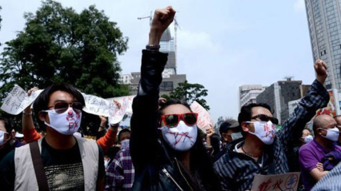 P5S9D4fk.jpg