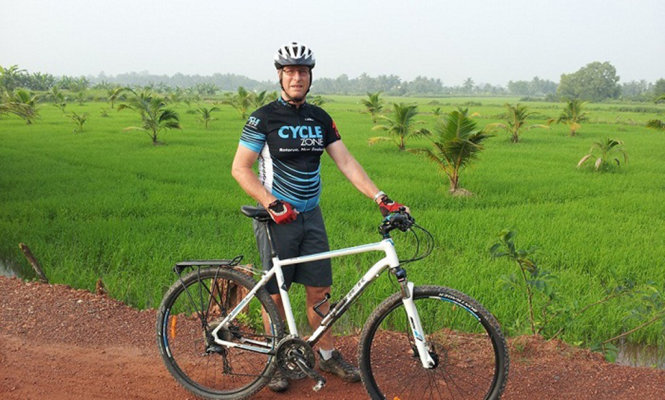 Mark trong chuyến đạp phượt đến Mỹ Tho - Ảnh : NVCC