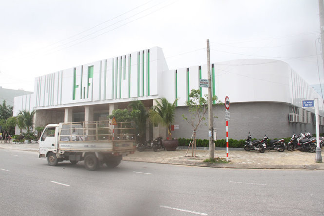 Phía ngoài Showroom  H.A - Ảnh: Đoàn Cường