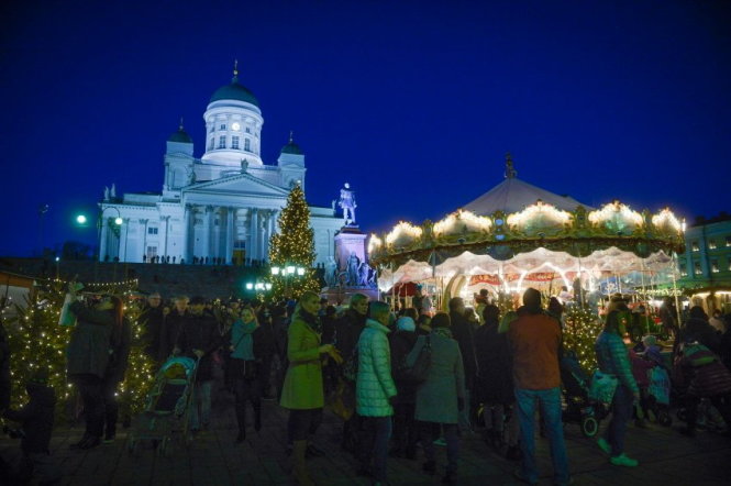 Chợ Giáng sinh ở Helsinki, Phần Lan -DPA