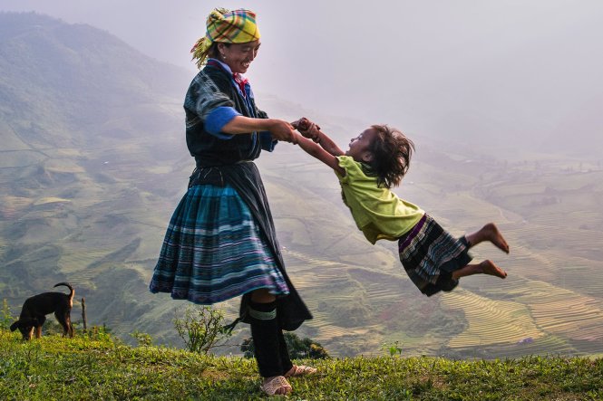 Hai mẹ con - Ảnh: Hoàng Hải Thịnh