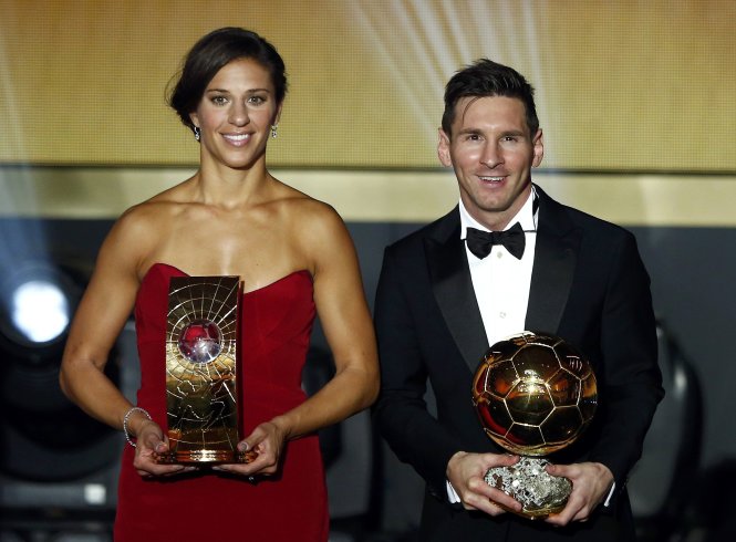 Messi lần thứ năm đoạt Quả bóng vàng FIFA Ảnh: Reuters