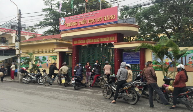 Nhiều phụ huynh hoang mang vì thông tin học sinh tiểu học của trường tiểu học Dư Hàng bị dụ 