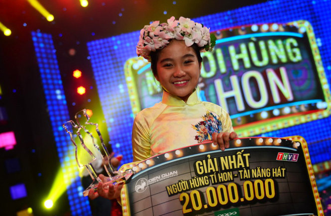 Nguyệt Thu vô địch Người hùng tí hon