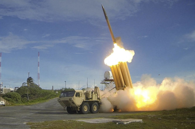 Một quả tên lửa THAAD được bắn đi từ bệ phóng - Ảnh: MDA