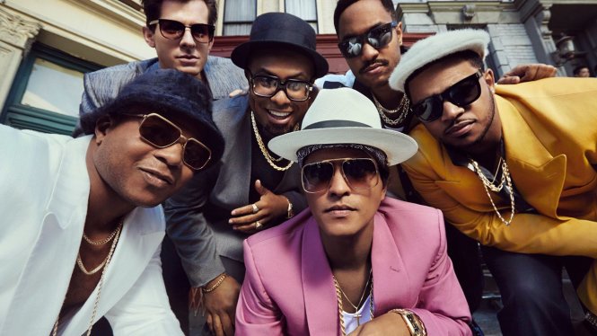 Uptown Funk của Mark Ronson và Bruno Mars