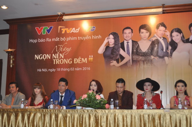 Các diễn viên sẽ tham gia phần 2 bộ phim truyền hình Những ngọn nến trong đêm  - Ảnh: V.V.TUÂN