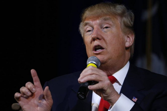 Ứng cử viên tổng thống Mỹ Donald Trump kêu gọi tẩy chai sản phẩm của Apple - Ảnh:Reuters