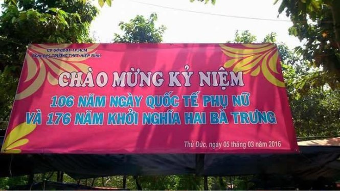 Tấm băngrôn sai sự kiện lịch sử mà một trường THPT sử dụng trong chuyến du lịch nghỉ dưỡng của giáo viên nữ - Ảnh từ mạng Internet