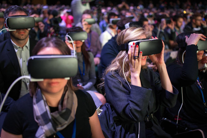 VR đang là cuộc đua nóng nhất trong ngành công nghệ - Ảnh: Internet