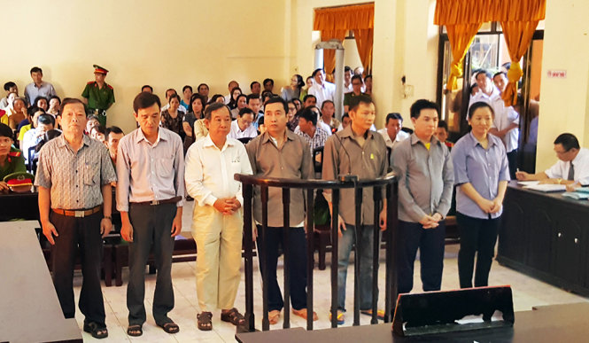 Các bị cáo tại toà - Ảnh: K.Nam.