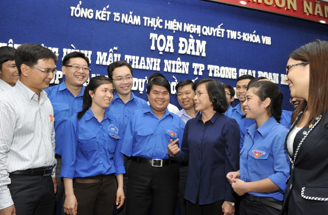 Bà Phạm Phương Thảo tại một tọa đàm với thanh niên - Ảnh: Minh Đức