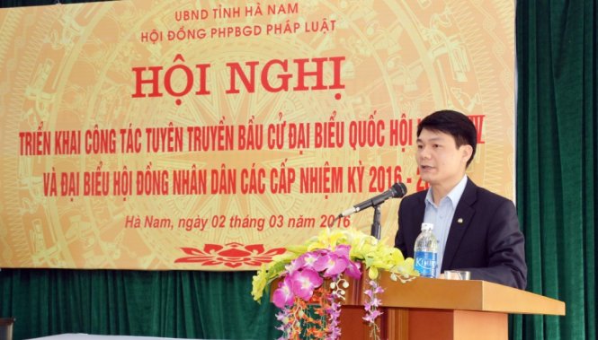 Đồng chí Nguyễn Đức Toàn - Uỷ viên Ban Thường vụ tỉnh ủy, Thường trực Tỉnh ủy, Phó Chủ tịch Ủy ban bầu cử, Trưởng tiểu ban tuyên truyền bầu cử dự và chỉ đạo hội nghị.