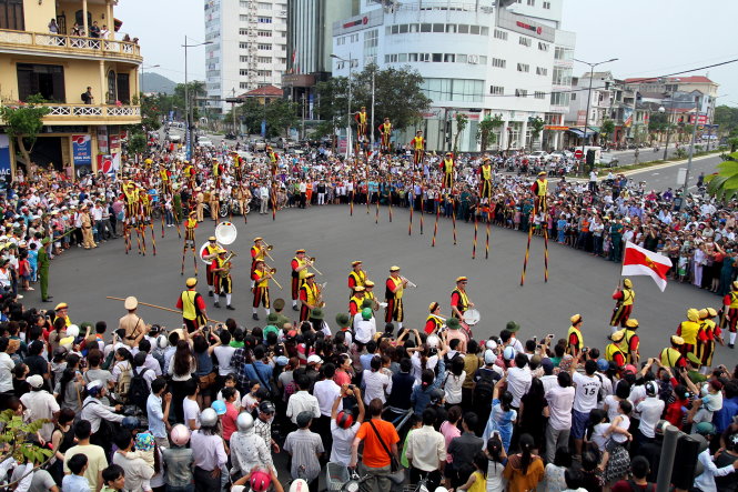 Lễ hội đường phố luôn sôi động, cuốn hút