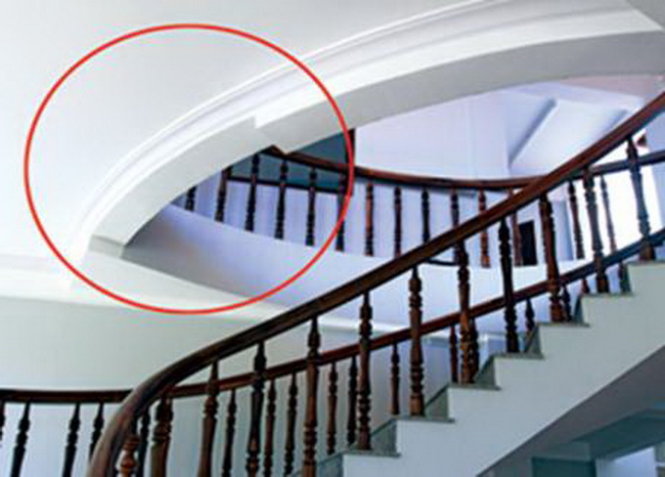 Cầu thang có cảm giác đụng đầu là một trong những lỗi thường gặp nhất