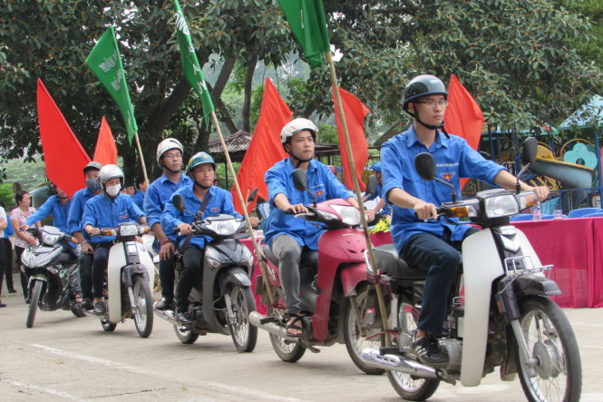 Hơn 500 đoàn viên thanh niên đại diện cho tuổi trẻ thủ đô tham dự lễ ra quân tháng hành động phòng, chống ma túy năm 2016 - Ảnh: N.H.THANH