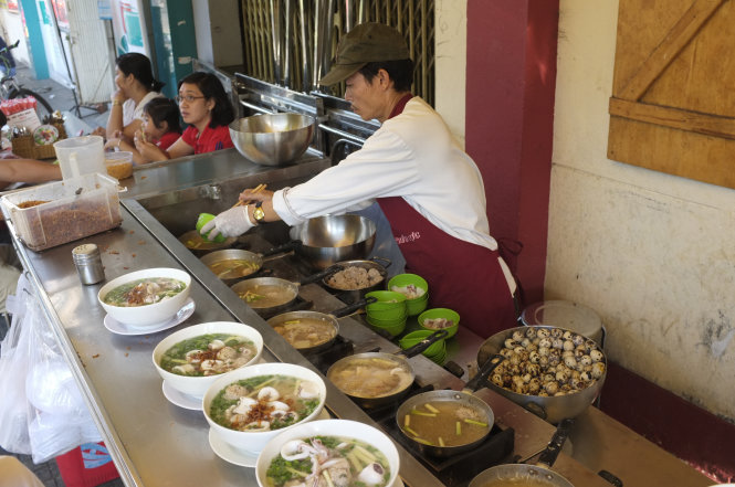 Ăn sáng với các món nước sẽ dễ chịu cho hệ tiêu hóa - Ảnh: CHÂU ANH