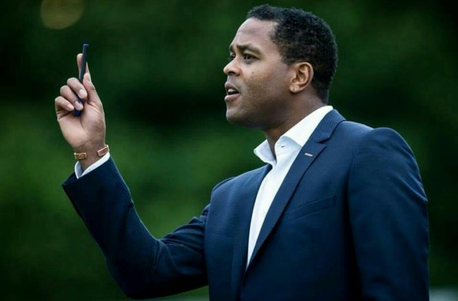 Kluivert được PSG bổ nhiệm làm giám đốc thể thao - Ảnh: LE ONZE PARISIEN