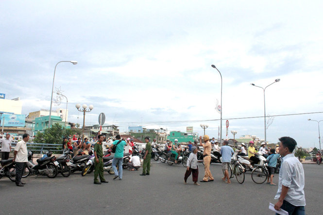Hiện trường của vụ truy sát  - Ảnh: HOÀI THƯƠNG