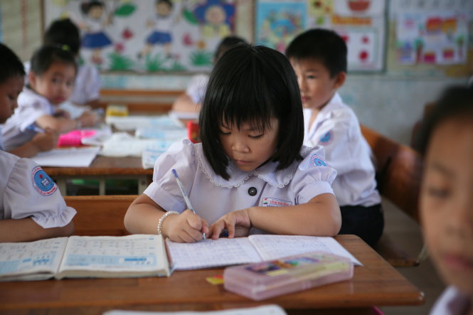 Một lớp học áp dụng mô hình VNEN tại Trường THCS Hùng Vương (TP Buôn Ma Thuột, Đắk Lắk) - Ảnh: THÁI THỊNH