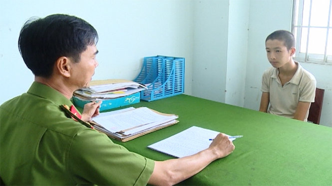 Đạt tại cơ quan điều tra - Ảnh: Công an cung cấp