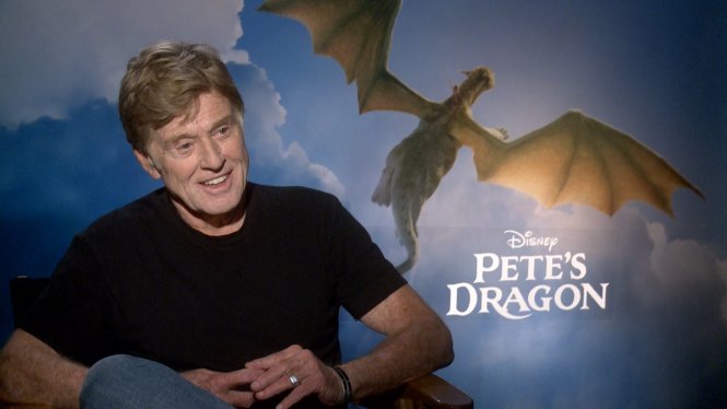 Robert Redford trong buổi ra mắt Pete's Dragon