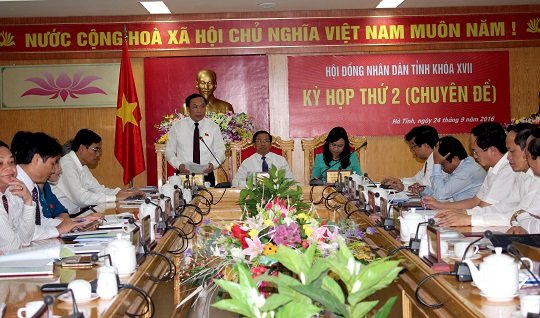 Đồng chí Võ Hồng Hải, Ủy viên BCH Đảng bộ tỉnh, Phó Chủ tịch HĐND tỉnh điều hành phiên bế mạc