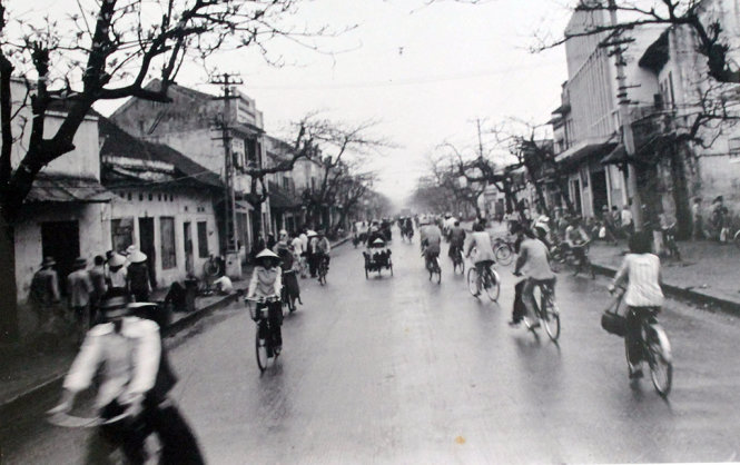 Phố Khâm Thiên - H.T.Phố chụp lại