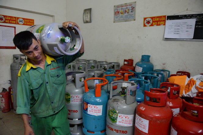 Một đại lý kinh doanh gas trên đường Nguyễn Trọng Tuyển, Q.Phú Nhuận, TP.HCM - Ảnh: HỮU KHOA