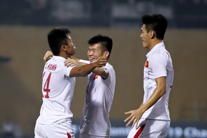 Niềm vui của các cầu thủ U-19 VN. Đây là lứa có thể hi vọng ở tương lai -Minh Hoàng