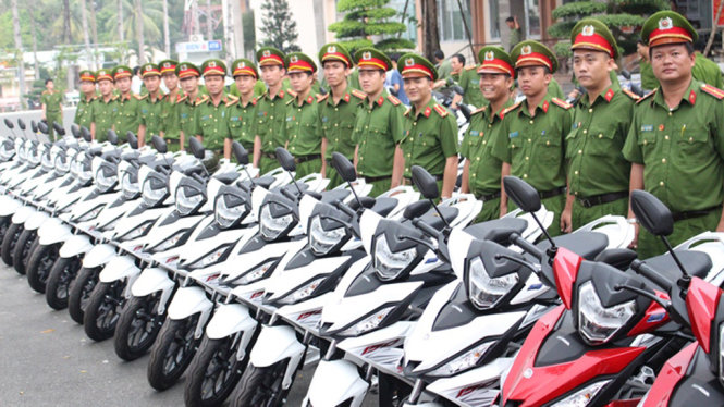 Các xe môtô dung tích 150cc được trang bị cho Công an Bình Dương nhằm truy đuổi tội phạm - Ảnh: ĐÌNH TRỌNG