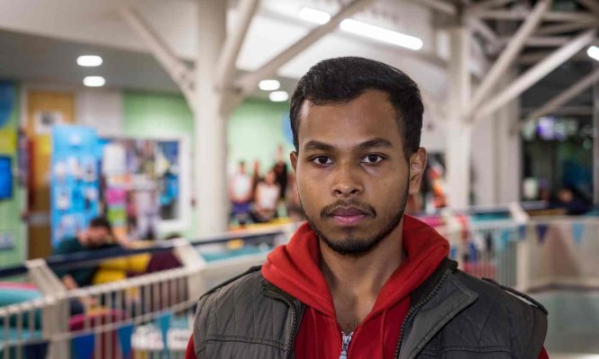 Abhinav Paul Kongari một du học sinh tại Đại học Sheffield - Ảnh: Guardian