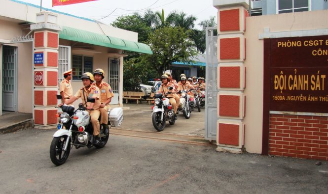 Sau hội nghị, lực lượng CSGT ra quân tuần tra kiểm soát sáng 16-12 - Ảnh Công an cung cấp