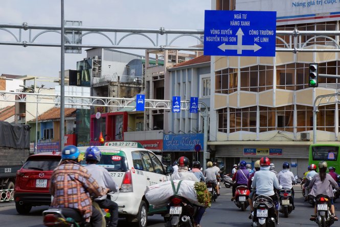 Từ 'bùng binh', 'vòng xoay' đến 'vòng xuyến': nhập gia nên tùy tục