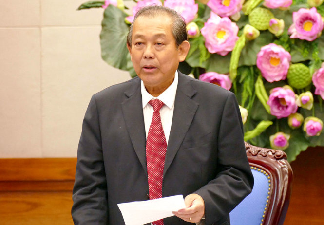 Phó thủ tướng Trương Hòa Bình đề nghị lãnh đạo các tỉnh, TP có văn bản chỉ đạo cấm cán bộ, công chức sử dụng rượu bia giờ hành chính và giờ nghỉ trưa - Ảnh: L.K