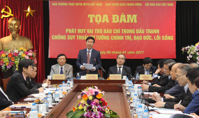 Ông Võ Văn Thưởng, UV BCT, Bí thư TƯ Đảng, Trưởng Ban tuyên giáo Trung ương phát biểu kết luận buổi tọa đàm - Ảnh: Đ.Bình