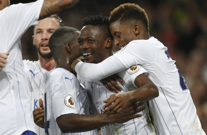 Các cầu thủ Leicester sẽ đá bại Chelsea? Ảnh: REUTERS