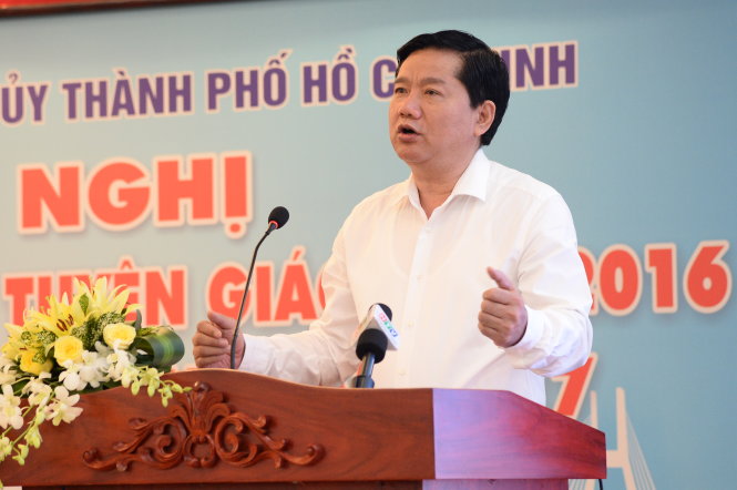 Bí thư Thành ủy TP.HCM Đinh La Thăng phát biểu tại hội nghị - Ảnh: Tự Trung
