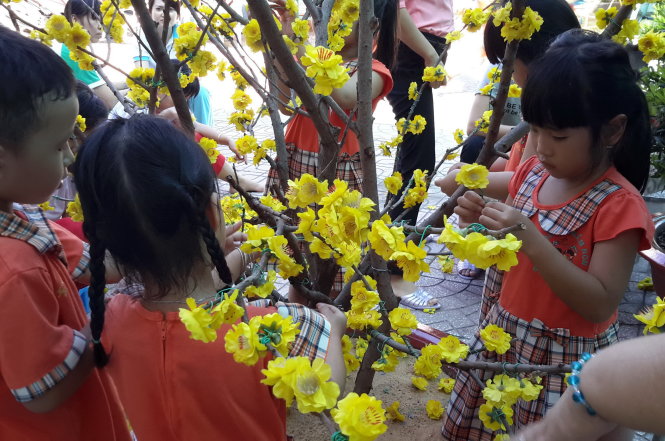 Sắc xuân - tác giả Huỳnh Lê Thanh Hải, giáo viên Trường THPT Long Trường (Q.9, TP.HCM)