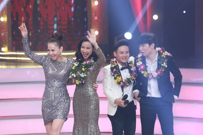 Như Trang (mô phỏng hình tượng Thu Minh) chiến thắng tại Ca sĩ giấu mặt mùa 2 - Ảnh: CJ Blue