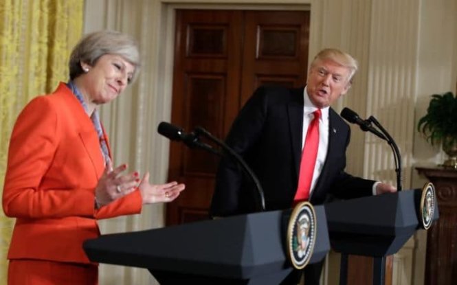 Thủ tướng Anh Thesera May và tổng thống Mỹ Donald Trump - Ảnh: Telegragh