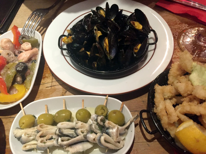 Tapas trong lòng Paris
