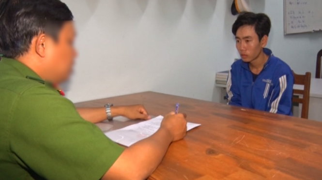 Phạm Văn Lên tại cơ quan điều tra - Ảnh: Trúc Ngọc