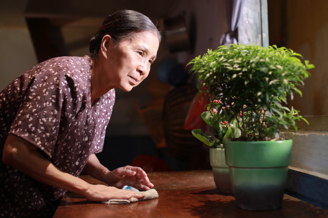 Kim Xuân được chọn vào vai chính, một người mẹ hết lòng vì con trong Có căn nhà nằm nghe nắng mưa - Ảnh: ĐPCC