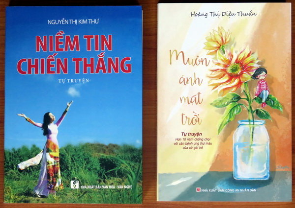 Niềm tin chiến thắng (NXB Văn hóa Văn nghệ ấn hành) và Muôn ánh mặt trời (NXb Công an nhân dân) đều phát hành từ năm 2016 đến nay mới có dịp giao lưu với tác giả - Ảnh: L.Điền
