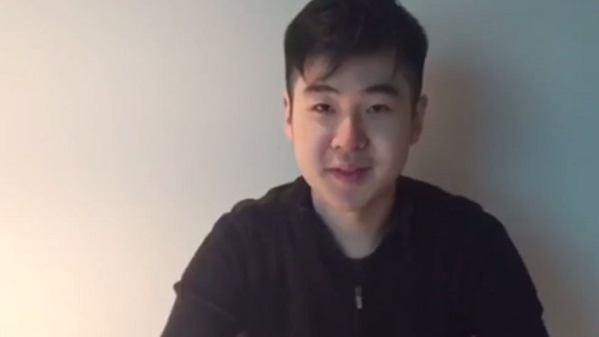 Người đàn ông tự xưng là Kim Han Sol xuất hiện trong video đăng tải trên YouTube - Ảnh: từ YouTube