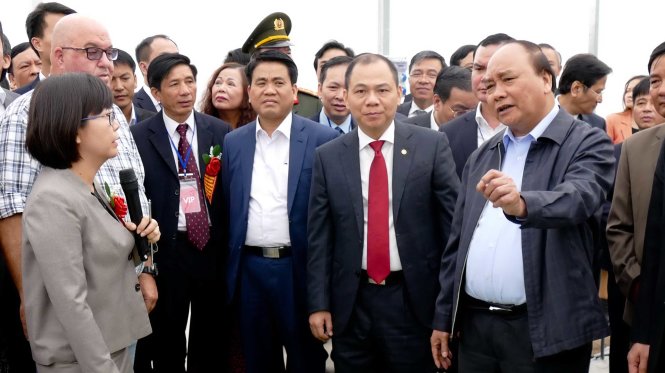 Thủ tướng khởi động dự án nông nghiệp công nghệ cao của Vineco, kêu gọi gói tín dụng 100.000 tỉ đồng đầu tư cho lĩnh vực này - Ảnh: Lê Kiên