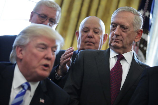 Tổng thống Donald Trump phát biểu trong Nhà Trắng ngày 24-3 - Ảnh: Reuters